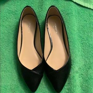 Liz Claiborne black flats